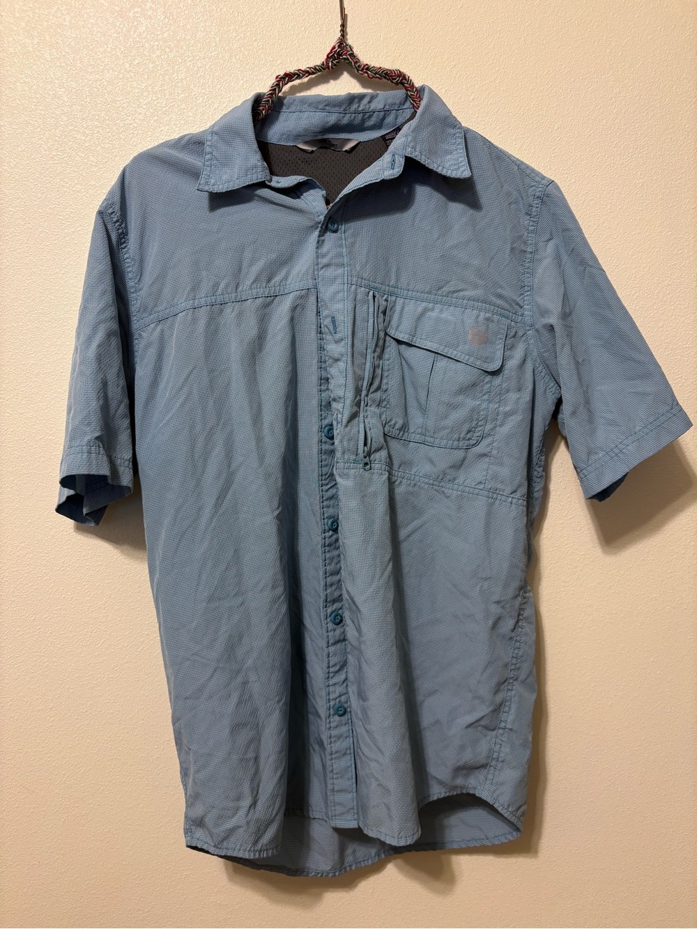 Wrangler Men's Short Sleeve Button-Down Shirt - Light Blue